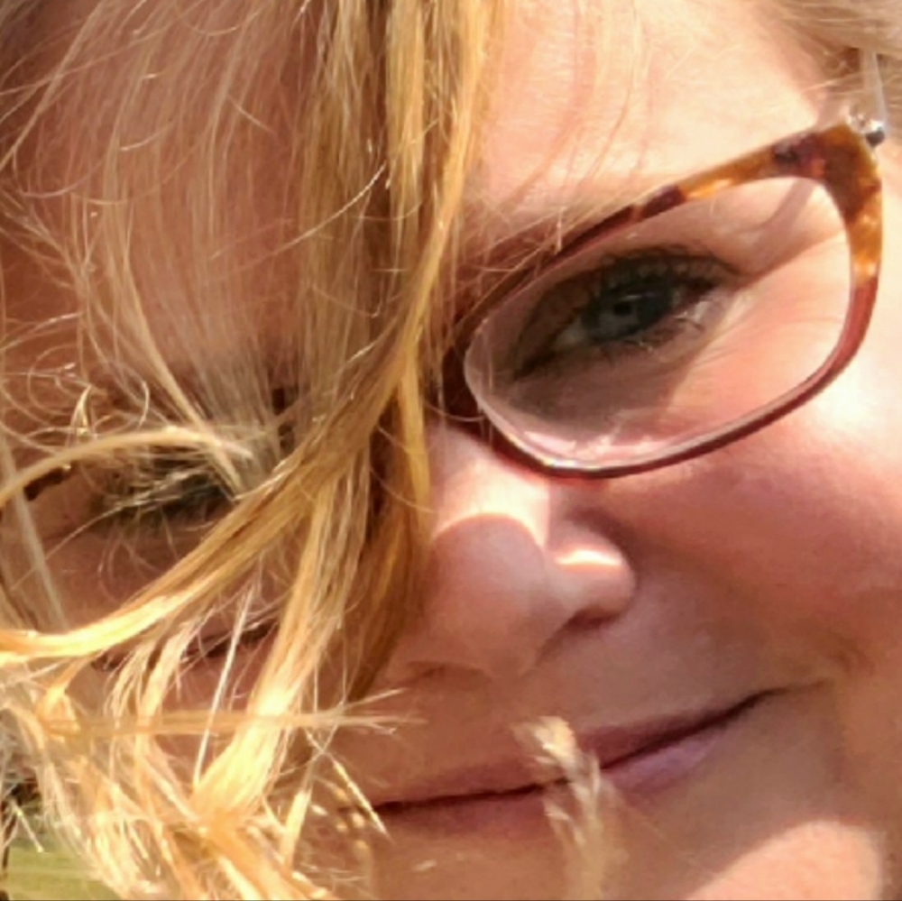 Meet your Posher, Joni - Picture 13 of 16